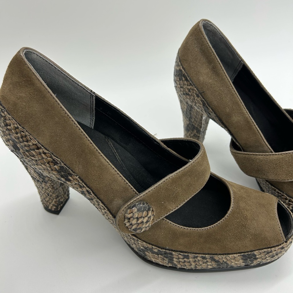 Aerosoles Mary Jane Peep Toe Heels Snake/ Suede